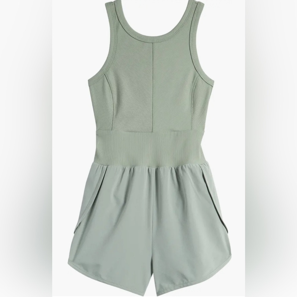 Kids Zelle athletic romper with back cutout sage, size M